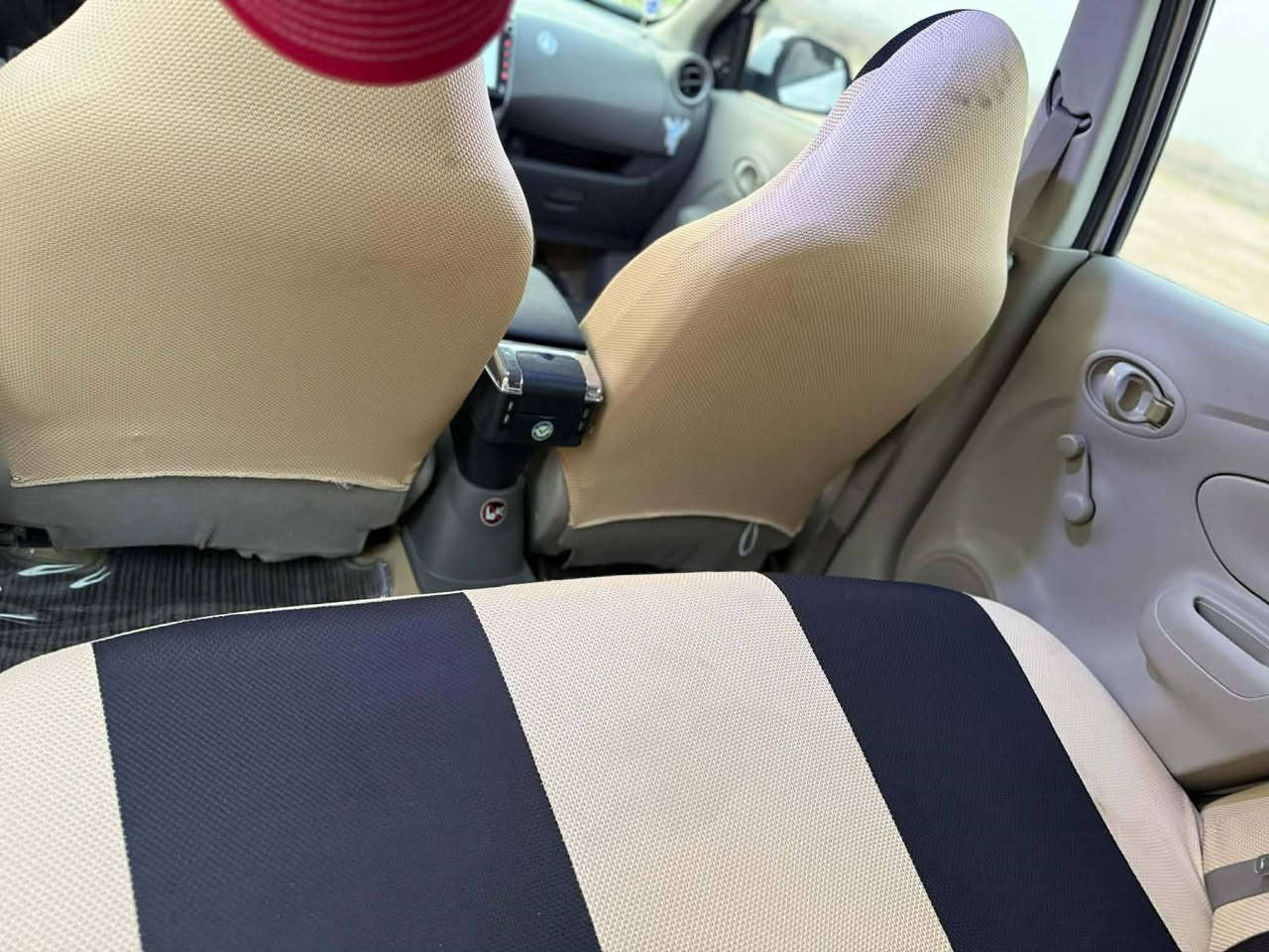 السلام عليكم سني هندي موديل 18 ماشيه 73 الف سياره نضيفه بيها صبغ ربع البنيد وطخه بالدوسه باقيه ع وضعها شماليه بسمي
مكانها بغداد السعر 105 بيها مجال قليل
***********
