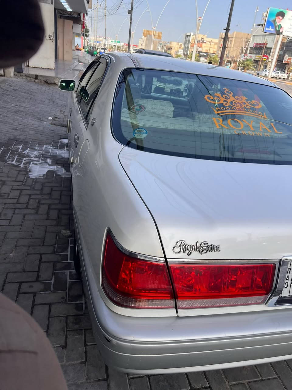 السلام عليكم جنون 2002
سيارة كارتون متومة بيها كصتين شغل شركة 
ماتبين ابد تجي وشوف بعينك معجون ابيضّ مال شركة
سنويه ورقام بيها السعر المطلوب 45 ورقه
تخم تاير بيها توني شاده مكان السيارة البصرة القبلة 
احلا من الصور بالكارتون  رقم الهاتف ***********
