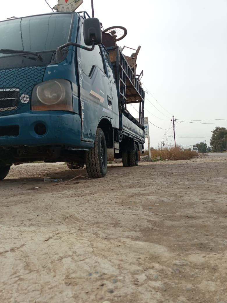 سلام عليكم كيافنتيره موديل 2000سياره محرك 3000مكفور شاسي مكفول سيارة مروس بدمعه 2007مراوس فقط 
***********
مكلف لنشر
