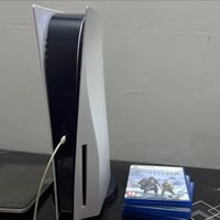 وبركاته  جهاز PS5 ( بلي فايف فات) نظيف جداً ، مستعمل اخو الجديد كامل و...