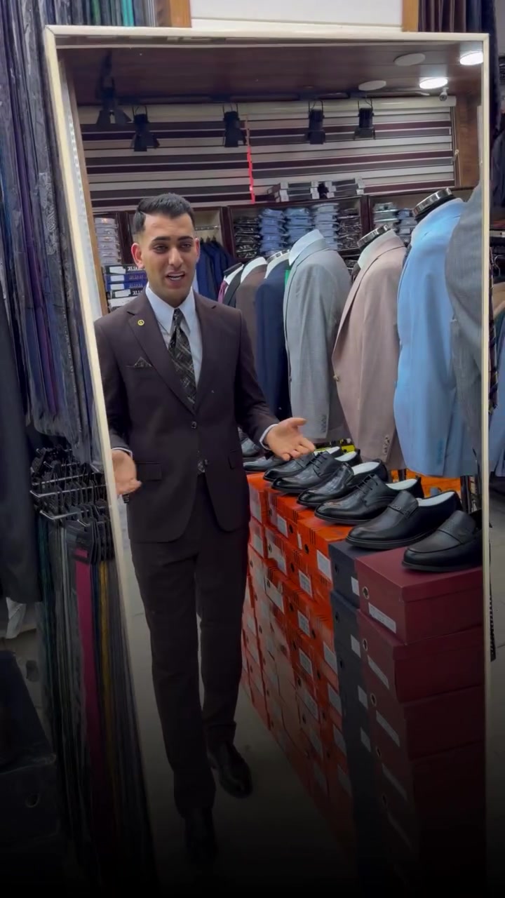 ميكانو الاناقه و الجوده العاليه 
🤍 لأنك تستحق الأناقه🤍
وصلت التشكيلةالصيفيه ✨الجديدة في أزياء ميكانو
🔥 بدلة كلاسك فصال انكليزي  سلم فت ✨ توفرت  قطعتين ستره + بنطلون تصميم دكمتين – جيب ضاهري باكيت 💯  جودة عالية جداً 🔝
موديل انكليزي 💯
دروب 6✨
 متوفره ب الوان مميزه🎨
📏 القياسات المتوفرة: 46-48-50-52-54-56
📍 زورونا في أزياء ميكانو وخلي أناقتك تحچي عنك 🌟
📩 للطلب أو الاستفسار راسلنا عالخاص أو اتصل بينا مباشر
كوت - المشروع - شارع ميكانو للالبسه الرجاليه 
يوجد خدمه توصيل الى جميع انحاء العراق
نتشرف بكم🌺


**إذا كنت صاحب هذا الإعلان وتريد حذفه لأي سبب، رجاءا أرسل رسالة إلى الدعم الفني**