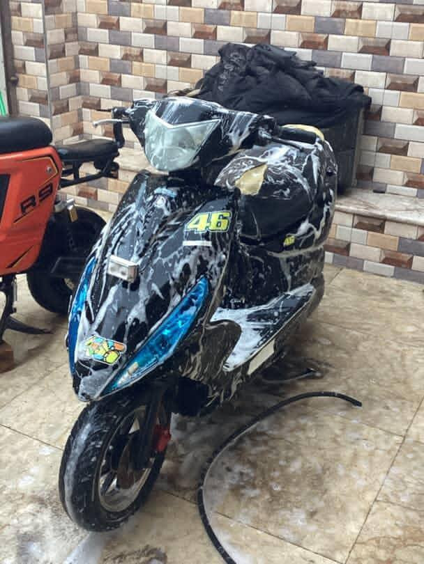 سلام عليكم شلونكم شباب  دراجه ماكس مضلع البيع 
المكينه مكفوله من الفتح و التبخير
اي سبانه ما ماره علاالمكينه وين ما يعجبك افحص
الدراجه اي نقص ما بيها 
زوج تايرات 
قفل سكان 
قفل صندوك أو جنطه
كلها شغلا
مكاني كرنه شرش
سعرها 850وبيها مجال 
رقم الهاتف***********
