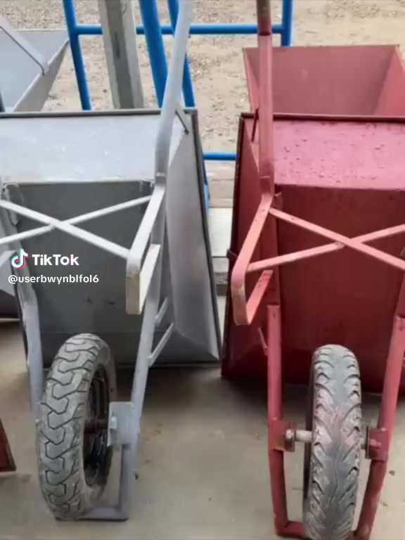 مكتب المدار لبيع وشراء وتأجير كافة انواع الجكات والسكلات والفخات عاديه ورباعيه والبولطات دراب خشب روسي انواع العرباين السطحية والونج ساحة الطيران الفرع الاول الإتصال على الرقم ***********
