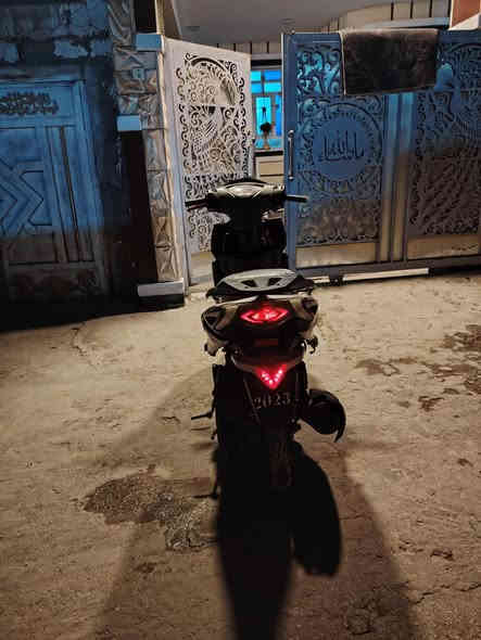 السلام عليكم دراجه للبيع الدراجه خير من الله خرسه شرط ما تنسمع مكان الدراجه بابل مركز السعر 300 وبيه مجال الدراجه كله شغاله ما عيزه شي رقم *********** خاص متواجد
