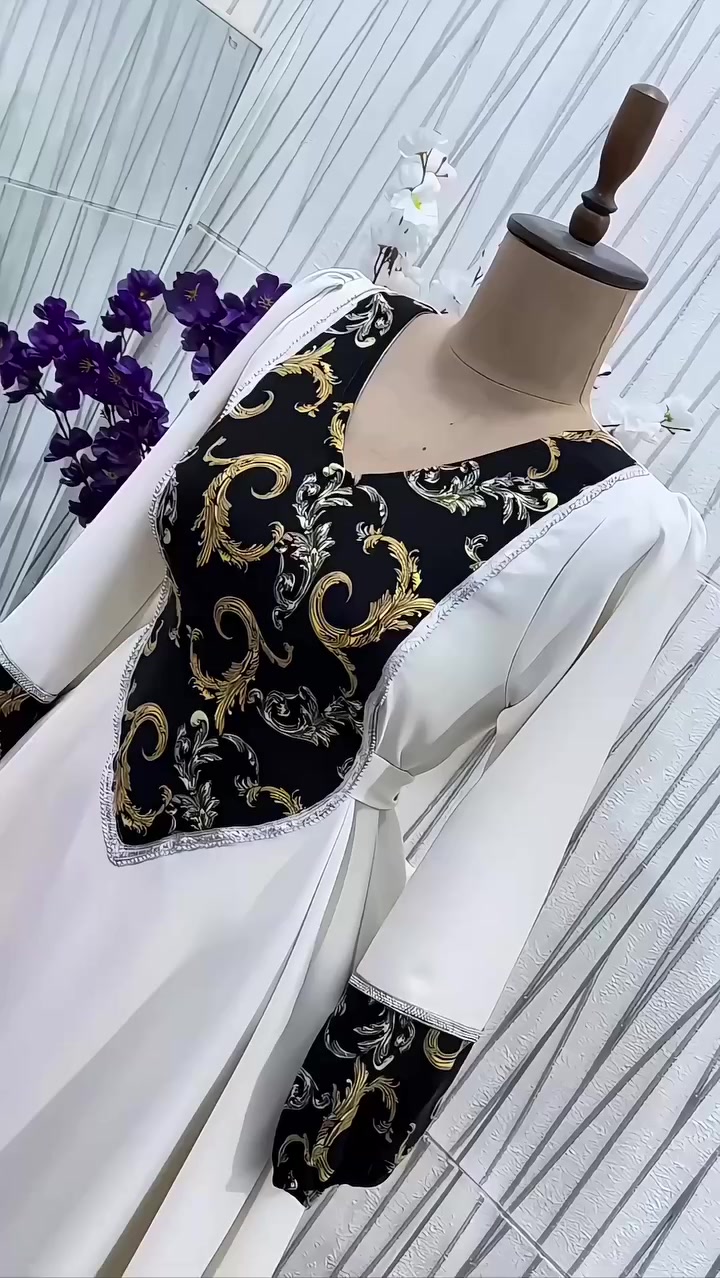 الازياء هي شيء مؤثر في عالم الموضة،♥️
تتميز بأسلوبها الفريد والجريء.
(عليه توكلت وعليه يتوكل المتوكلون

🌸فستان دابل ايطالي كولتي عالي🌸

السعر مع التوصيل 35ألف

القياسات- 38 40 _42-44-46-48

#الكل


**إذا كنت صاحب هذا الإعلان وتريد حذفه لأي سبب، رجاءا أرسل رسالة إلى الدعم الفني**