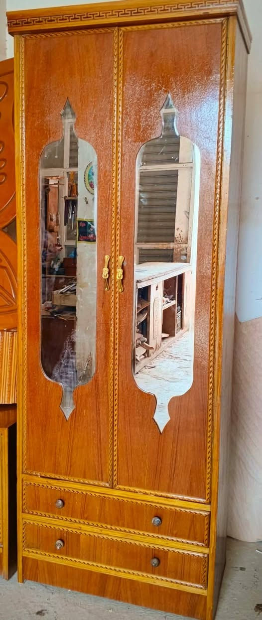 السلام عليكم غرفة نوم صاج بالكامل حديثة ٦٠٠ الف
توفرت غرفة نوم صاج كنتورها ابو ٥ ابواب  المرغوبه طبعا كل باب مستقل عن الثاني يعني ٥ حقيقي صاج بالكامل داخل وخارج وظهر وللمعلومه الظهر جرجوبه براغي غرفه اخت الجديده مستخدمه شهرين كاملة وجاهزة من جميع محتوياتها نظافة ١٠٠/١٠٠ متصرف عليها ولا الف السعر ٦٠٠ الف وتسوى اكثر وبالعافبه على الياخذها المكان بغداد #متوفر توصيل بكروة للحجز مراسلة الصفحه


**إذا كنت صاحب هذا الإعلان وتريد حذفه لأي سبب، رجاءا أرسل رسالة إلى الدعم الفني**