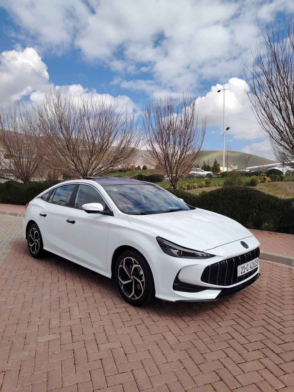 MG GT 2025 فول مواسەفات
مــەکــیــنـــە تــۆربــۆ 
کـــوشـــن کـــارەبـــا
ســــڵایــــت
ویـــل کـــرۆم گــەورە
هـــیـــچـــی پـــێــــوە نـــیـــە
بـــۆیــاخ تــەنـــك
هــەمووگــیــانــی بــەشــەرت بــە نــاوی  خــۆمــەوەیـــە
کــامــل جــوانکـاری بــۆ کــراوە
هــەمــووگــیــانــی بــەشــەرت
تــەنــها ٢٠هـەزار ڕۆشــــتــــووە
***********
