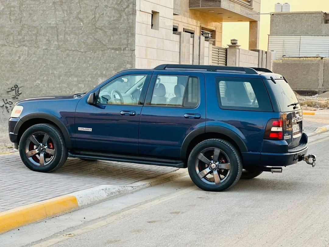فورد اكسبلور 2007 امريكي ✈️
اربيل مالكها بغداد تحويل مباشر 
قبق الجنطة صبغ و ربع الجاملغ الخلفي 
تحكم ستيرن 
تبريد مركزي ٤ قطع 
ويل رياضي 
و باقي مواصفات الفورد 
للبيع او المراوس 
***********
***********
بغداد _ حي الجهاد _ حي الحسين _ العامرية 📍
بيع او مراوس حسب القناعة 
 100$ و بيها مجال
