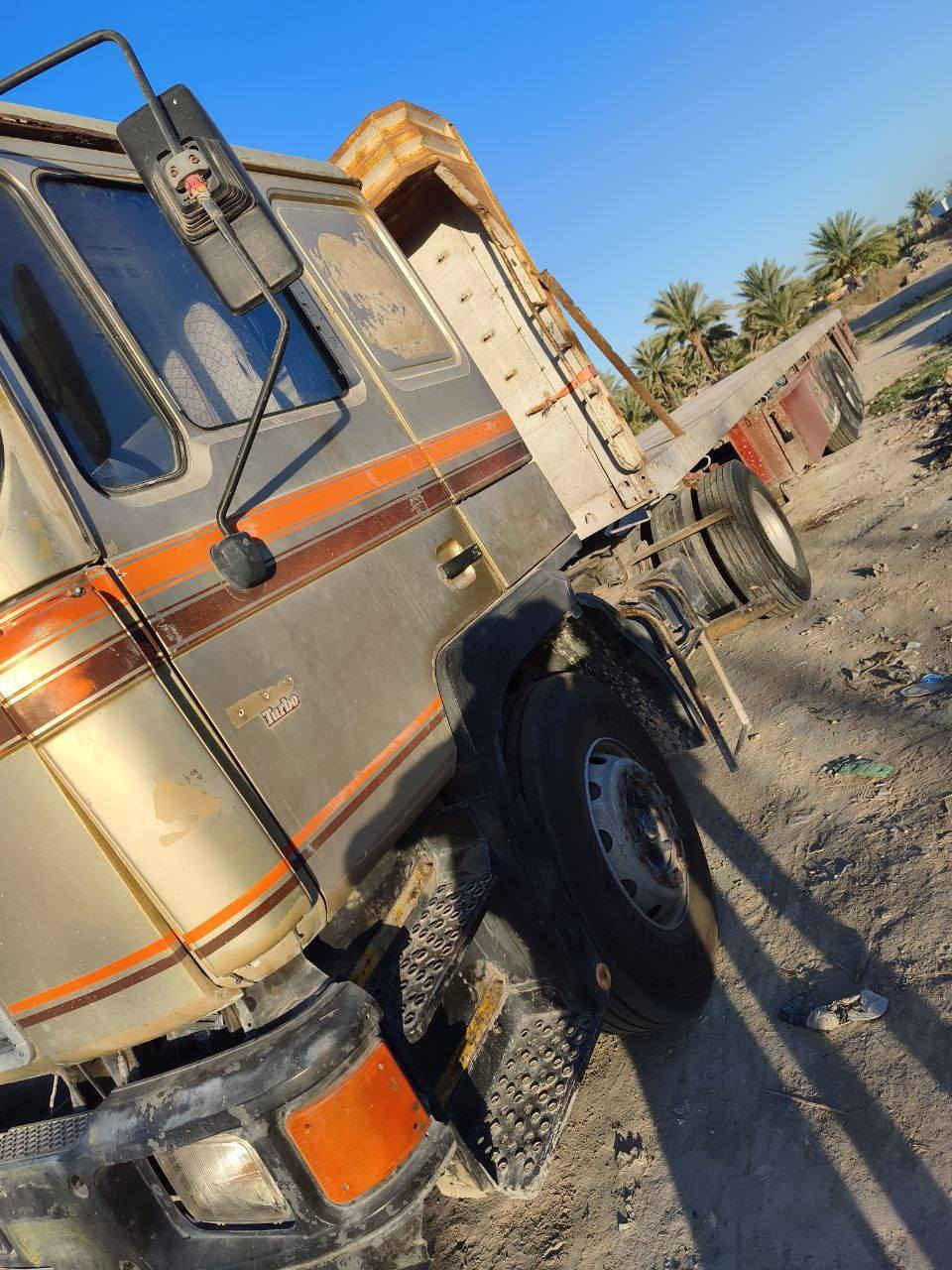 سلام عليكم  لبيع سياره مان كير ومكينه البي عربانه حماله وترهم مزوج لان سبرنك وهاذه رقمي واتصل وبيك خير ودلل***********
