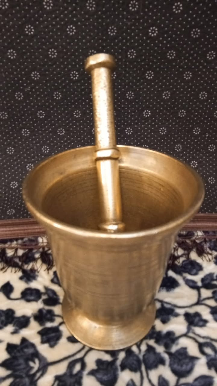 قياس 18 سم


**إذا كنت صاحب هذا الإعلان وتريد حذفه لأي سبب، رجاءا أرسل رسالة إلى الدعم الفني**