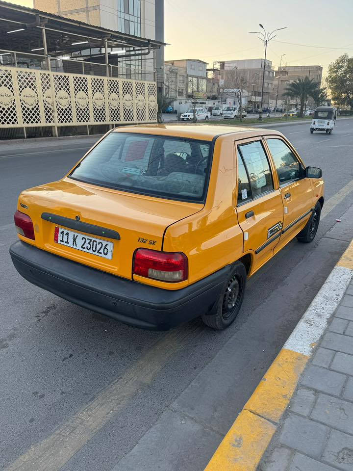 السلام عليكم اخوان سايبا موديل 2018 السياره بأسمي مصفره هيئه وغرامات جاهزه كير مكينه حداديه تبريد بيها شويه صبغ بقبق الصندوك 
سعرها 45 وبيها مجال بسيط الي تخدمه يتصل 
عنواني بغداد 
***********
