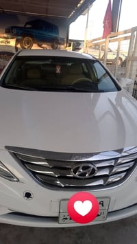 سوناته مضلع موديل 2012 بيه قطعتين صبغ دواخل نضيفه مكينه وكير خير من ال...