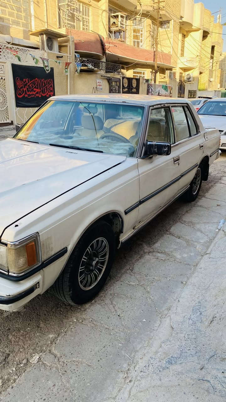 سوبر  1982 بسمي ثاني يوم تحولي الرقم انكليزي الجديد
مكينه بطة جديده 2500 كير عـادي  تايرات جدد ويل كاب كما موضح بل صوره 
صدر امامي خلفي جديد بل كارتونة 
 شواصي نضافة فول لا معمر ولا اي شيء 
معمره مره وحده وصبغ جماليه فقط 
ابطاين السيارة موجودات فقط يرادهن تعمير وتغليف فقط موضح بل صوره 
سعر راسلني واتساب لو فيس متواجد
رقم الهاتف *********** 
العنوان بغداد الطالبه
