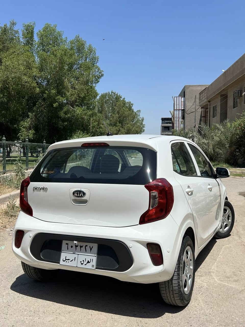 كيا بيكانتو موديل 2018
السيارة حيل حلوة وجاهزه مناقصها شي
بيها صبغ قطعتين جاملغ امامي
ايمن وباب السايق رايدها ب93

وبيها مجال
***********
