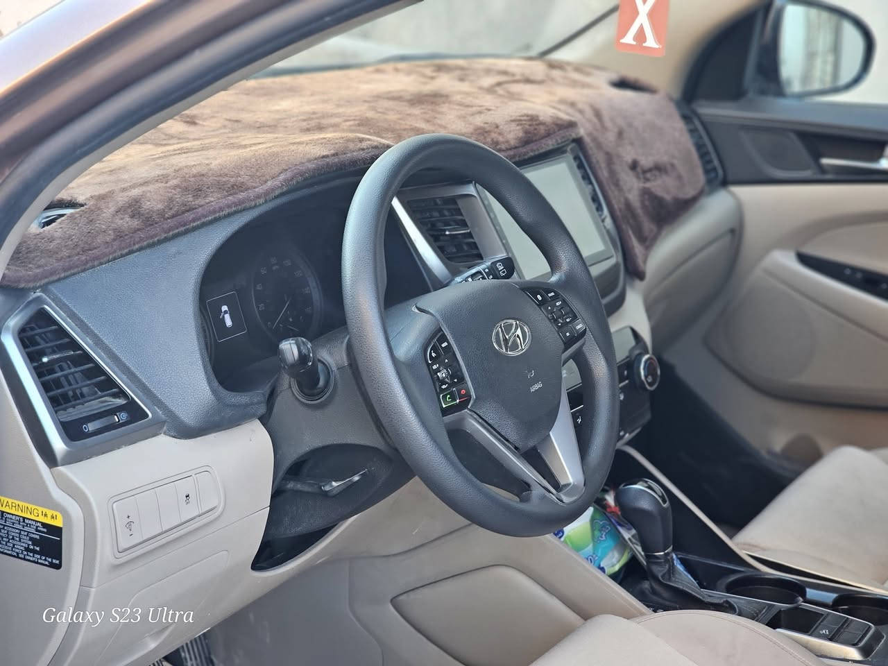 للبيع او المراوس حسب القناعه توسان 2017 وارد امريكي  ماشيه 80الف ميل ضرر قطعتين باب الخلفي للسايق وربع من باب السايقمكان السياره ديالى بعقوبه 
السعر (150)وبيها مجال بسيط 
للاستفسار اتصل على الرقم (***********)(***********)
