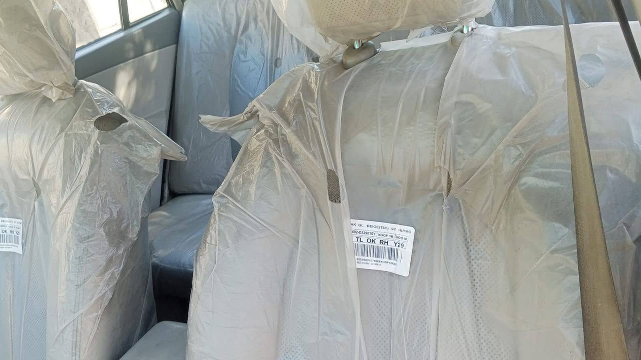 السلام عليكم بي وايدي موديل ١٣ بصمه وسلايت وكير اوتماتيك بلاديه بيها قطعه صبغ حلوه ونضيفه تخم تاير جديد بيها نواقص بسيطه تريد اكصهن من سعرها تريد اني اكملهن بيع 45وبيها مجال بسيط او مراوس حسب القناعه لايت زينون هزه جديده ارقام دولي باقي بس استلهم هيئه مصفره رقمي *********** رقم بغداد
