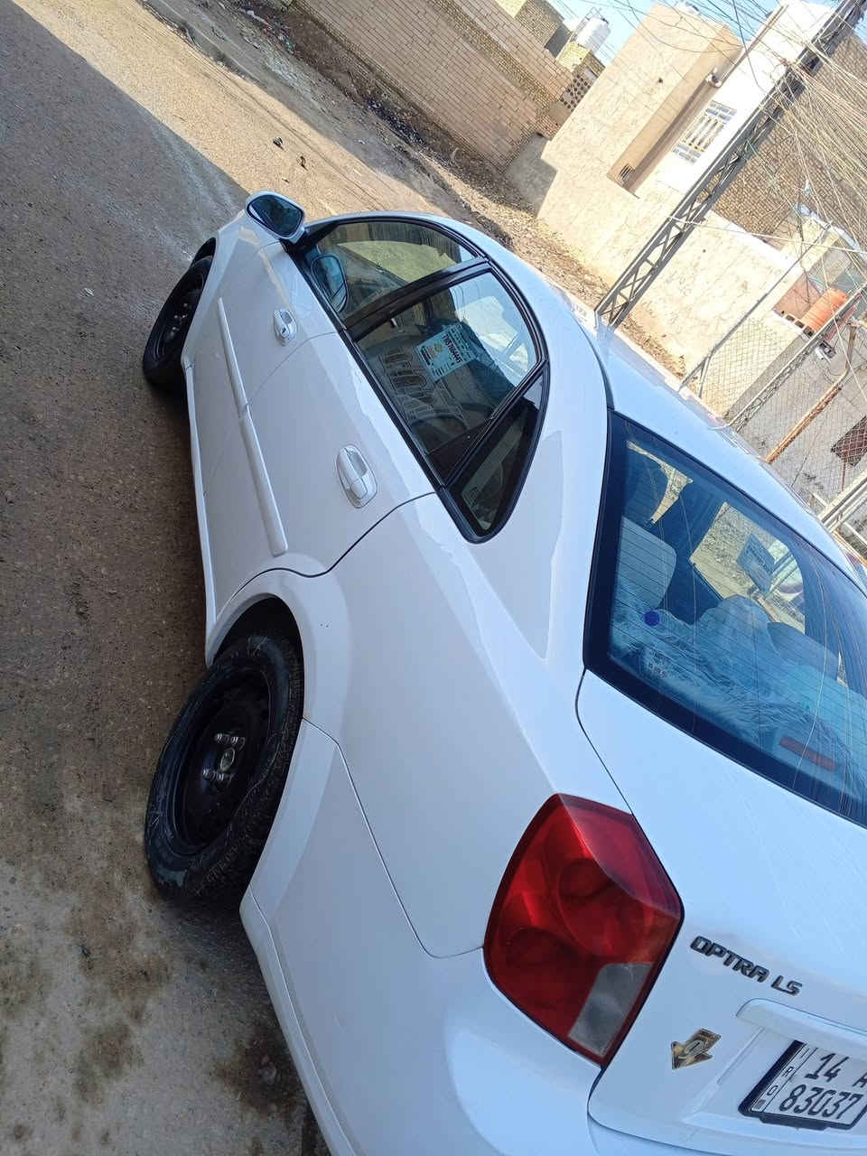 السلام عليكم سياره اوبترا للبيع سياره كفاله من ضربه وتبديل مكينه وكير كفاله مكينه جديده حداديه تخم تاير كهربائيات كلها جاهزه معوزه اي شي  تدفئه تبريد رقم انكليزي راعيها  بالعماره عنون ميسان سعر خابر وتدلل ***********
