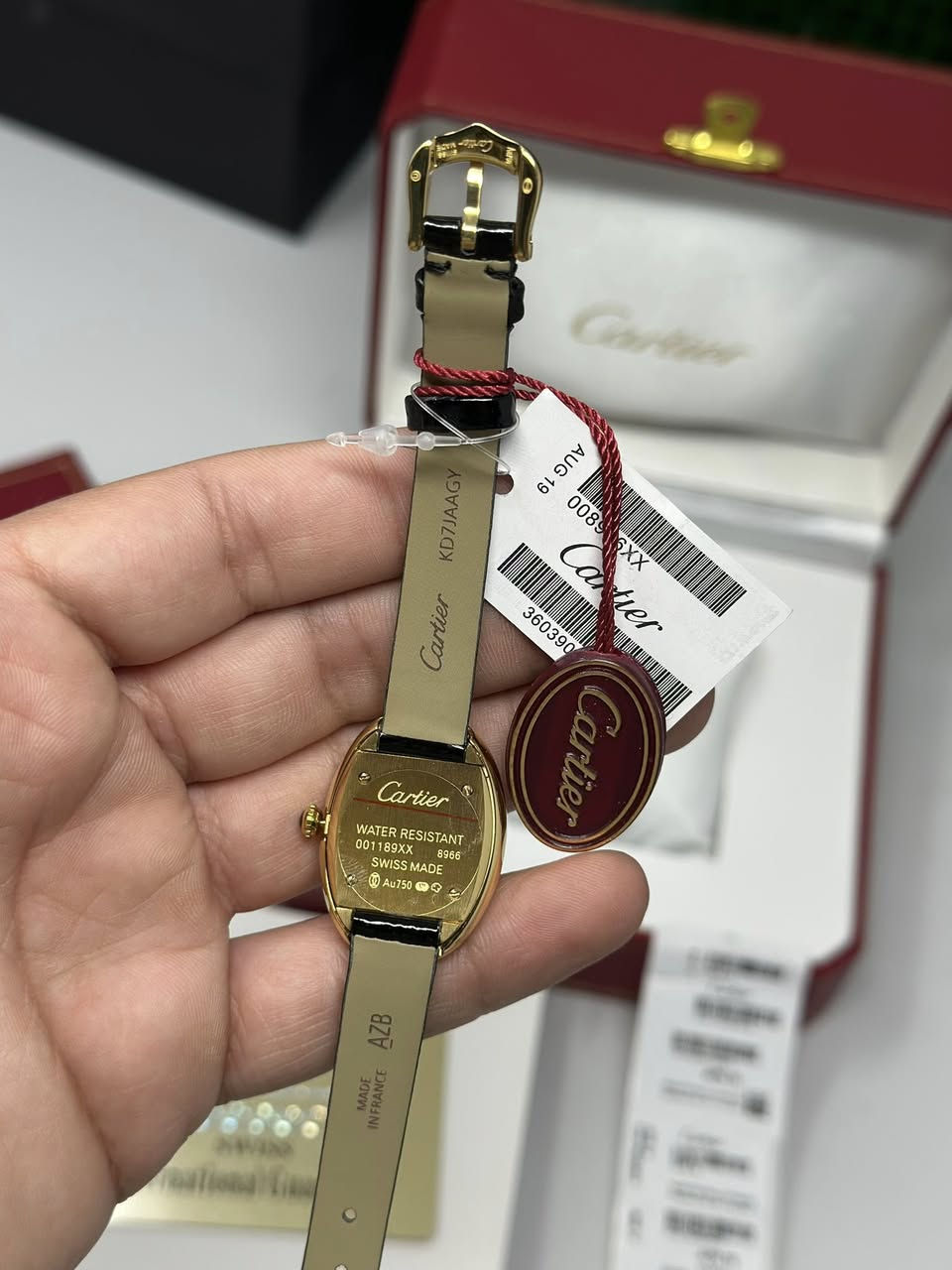 ساعه كارتير نسائي  مال امزون
سوبر ماستر اعلى كوالتي 
مختم بلكامل 750ختم الطلاء 
كامل ملحقات 
((مزاد من 50الف)))


**إذا كنت صاحب هذا الإعلان وتريد حذفه لأي سبب، رجاءا أرسل رسالة إلى الدعم الفني**