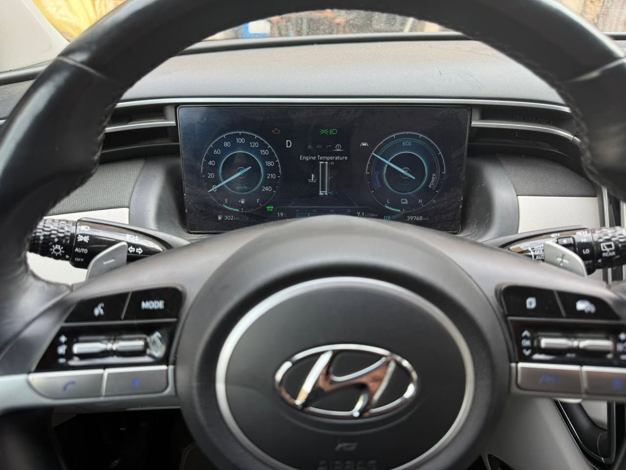 للبيع
لون اسود
توسان موديل هايبرد 2023  وارد امريكي رقم بغداد 
ماشية 40الف 
‎مكينة 1600T تنفس طبيعي سمارت
بصمة تشغيل + تشغيل عن بعد + الابواب بصمة + رادار امامي - خلفي -جانبي -صندوك كهرباء
تبريد قطعتين + تحكمات استيرن وكروز سرعه _ شاشة - كامرا خلفية دواره
تدفئه كشنات -
تحديد مسار قيادة أليه
انظمة قيادة
اوتو هولد
. وباقي المواصفات معروفة . السيارة جاهزه وحلوه جديده
‎الاتصال عالرقم او خاص
***********
سعرها200 ورقة  
العنوان - بغداد شارع فلسطين

حادث :قطعتين جاملغ وتكمه إذا النقل
