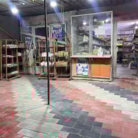 كربلاء بيت المحافظ • محل ومخزن • منظفات وسفريات