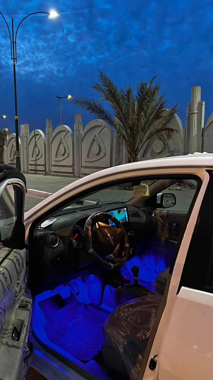 سلام عليكم للبيع نيسان صني موديل 2023 مواصفات صني حلوه شاشه كامره تحكم سترين حاكيه حساسات خلفيه يدات نيكل مواصفات صني معروفه تخم تاير جديد مانقصهه اي شي سبيراها مانزل عل وضع شركه ماشيه 60 ستخدام شخصي جاهزه احله من صور رقم اربيل بسم شركه اتريد تحويل او وكاله مضمونه سياره بيها بارد بل باب وشخط بل باب ثاني وباقي كفاله شوفت العين لافتح لاتبديل باقي مكفوله مكاني بل بصره قبله حي جامعه شراي يتصل ونه خادم *********** سعر 113 بيها مجال للشراي
