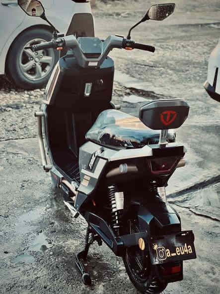 دراجة تايلج T73
6 بطاريات 35 أمبير
ملف 2000W
دراجة نظيفة استعمال 2 اشهر
دراجه ماشيه 200كيلو متر
السعر مليون و 200وبيهاا مجال 
تواصل خاص 
ال مو شراء لا يدخل خاص 
رقم موبايل ***********
