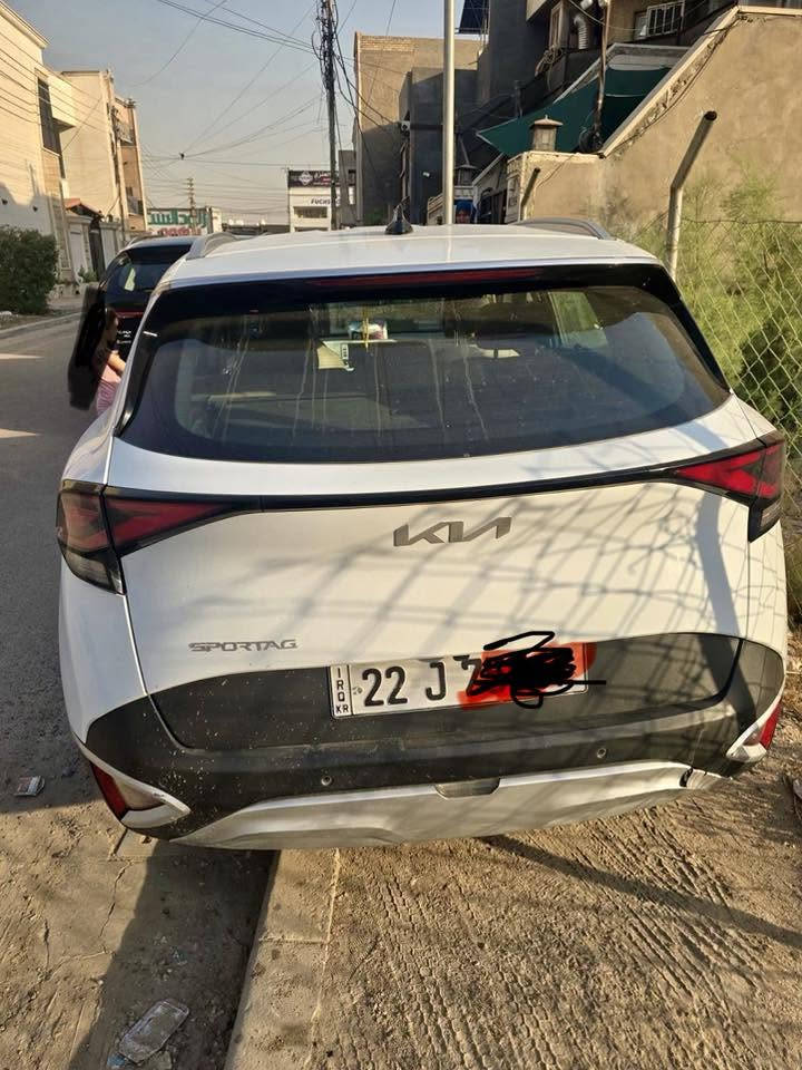 مرحبا
عندي سيارة كيا سبورتج وارد خليجي للبيع موديل ٢٠٢٣ مكفولة ذات مواصفات عالية ونظيفة ماشية ٨١  مكاني بغداد السيدية الاتصال على هذا الرقم ***********
