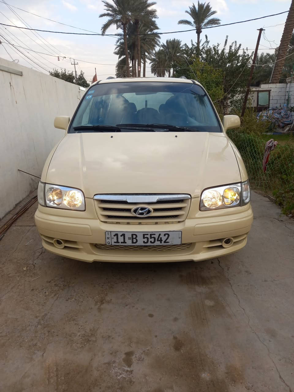 السلام عليكم
هونداي تراجيت ٢٠٠٦ خليجي ٧راكب رقم أنكليزي بأسمي هزه جديده 
مكينه ٢٧٠٠  ٦سلندر كير حداديه تخم تاير تبريد كله شرط مكفوله من الضربه 
السعر ٧٨ وبيها مجال بسيط 
مكاني بابل الحله المركز 
***********
