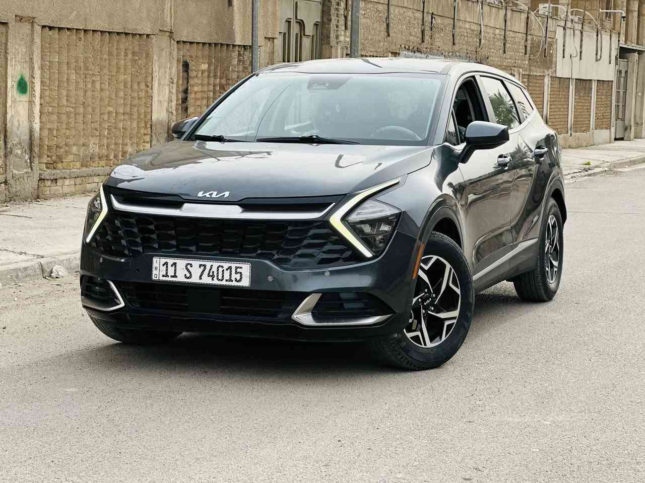 السلام عليكم كيا سبورتج 2023 رقم بغداد صبغ بنيد فقط كما موضح بالسونار جاملغ بارد شاصي لغد مكفول السعر 187 وبيهه مجال الشراي يتصل *********** مكاني بغداد
