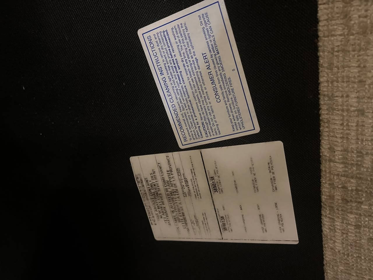 سلام عليكم تخم ماركة اشلي امريكي منزل فديو وصور امانة الله ورسوله قبل سنه ضبط ماخذه ب35 ورقه واليعرف ماركة اشلي يكدر يتاكد من الوكاله مالتهم القنفه مترين وستين سم والكراسي 160 سم. رايده ب. مليون وربع. *********** بغداد مكاني
