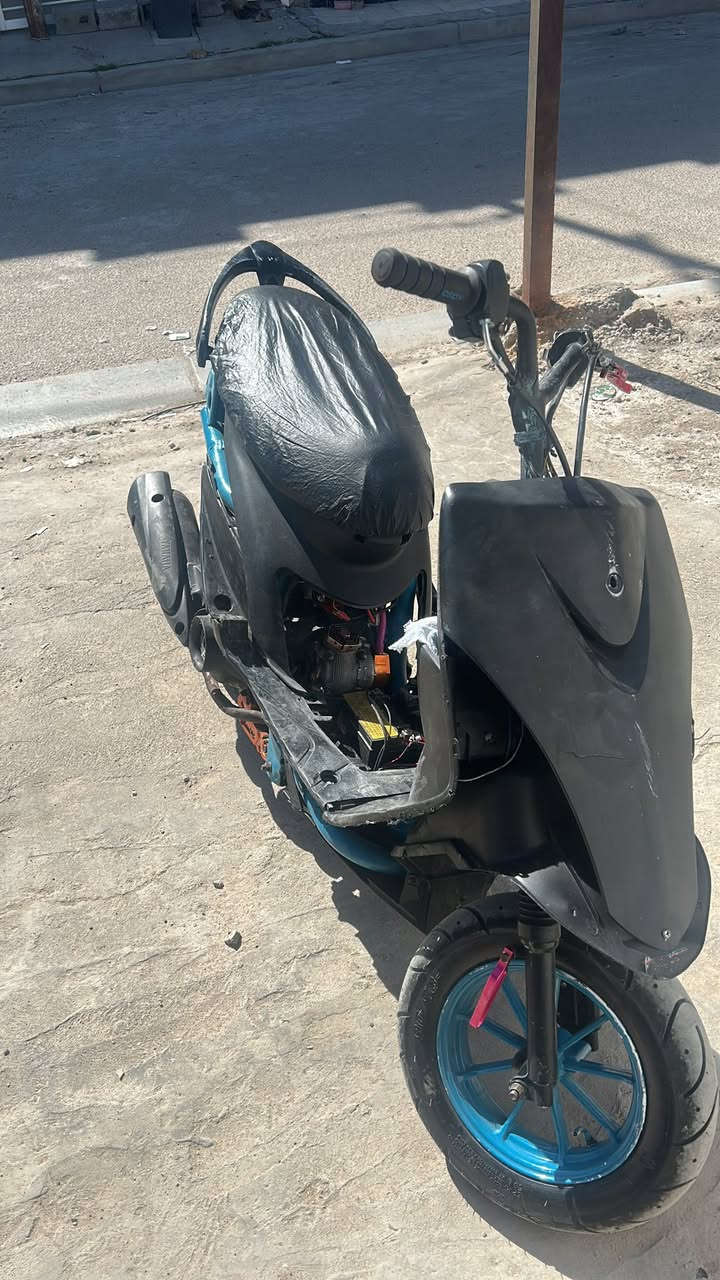 مكاني بغداد شهداء البياع
سلام عليكم ماكس عدله للبيع دراجه نضيفه وخرسه الله شاهد دراجه بيها تزويد خفايف وياله شيال بوشه ٥٥ دراجه عوزها كلجات فقط دراجه تجي تأخذ وتروح اكفلك صرقه يعني كوم حديد بس مابيها شي الله شاهد لحد يطبلي خاص ممتواجد هذا رقمي ***********
