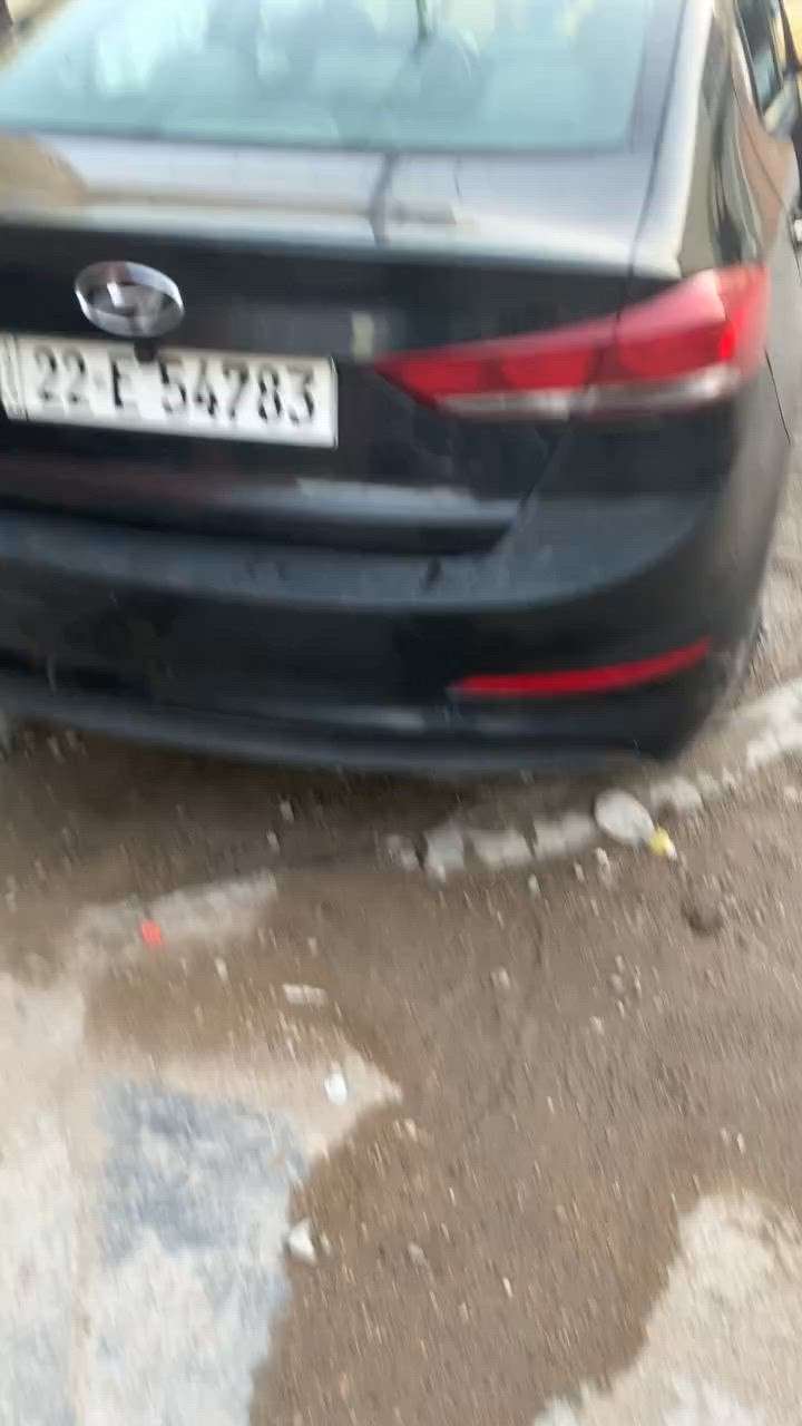 السلام عليكم النترا للبيع أو مراوس تكسي 
موديل ٢٠١٧
مكينه ٢٠٠٠ دوش 
رقم أربيل السعر ١١٥ وبيها مجال 
حادثها بنيد  فقط 
مكاني بغداد الشعله 
للتواصل رقم 
***********
