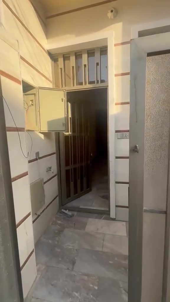 مشتمل للاجار الشعب قرب مدرسه التربيه
مشتمل للايحار الشعب قرب مدرسه التربيه

استقبال وخدمات ومطبخ وغرفة نوم جوه

غرفتين نوم فوك مع خدمات المساحه ٦٠ متر

معروض بمكتب الكناني ***********

