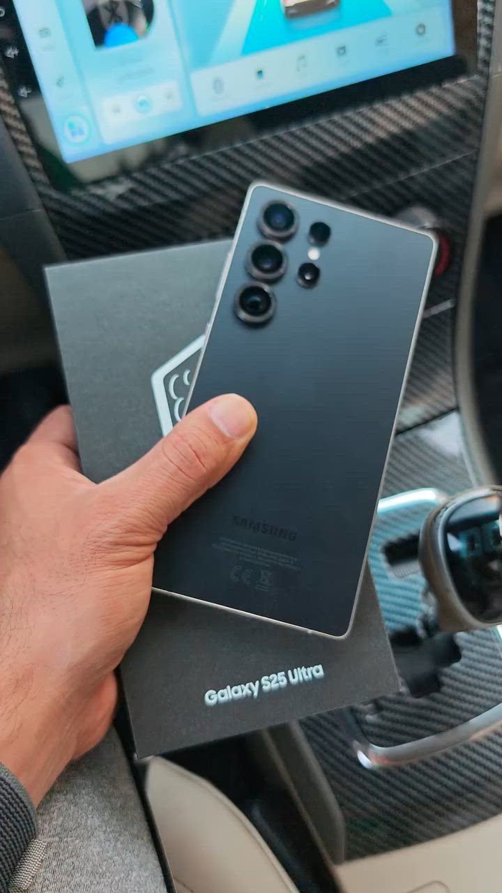 Samsung Galaxy S25 Ultra

ضمان محلى سارى باقى 6 شهور  🥰 

اقل سعر بالسوق للحالات الزيرووووو  🥰 
• المساحة: 256 جيجا
• الرام: 12 جيجا
• خطين + eSIM

✨ الحالة: زيرو بالكامل — بدون أي خدش 
 معاه العلبة وكل مشتملاته

🛡️ ضمان شهر للتجربه الشامله

•استخدام خفيف جدًا (كأنك بتشتري جديد)
• غير خاضع لأي ضريبة
 متاح الكشف في التوكيل 

💰 السعر :   57000  فقط  🥰 

https://wa.me/201030810163


**إذا كنت صاحب هذا الإعلان وتريد حذفه لأي سبب، رجاءا أرسل رسالة إلى الدعم الفني**