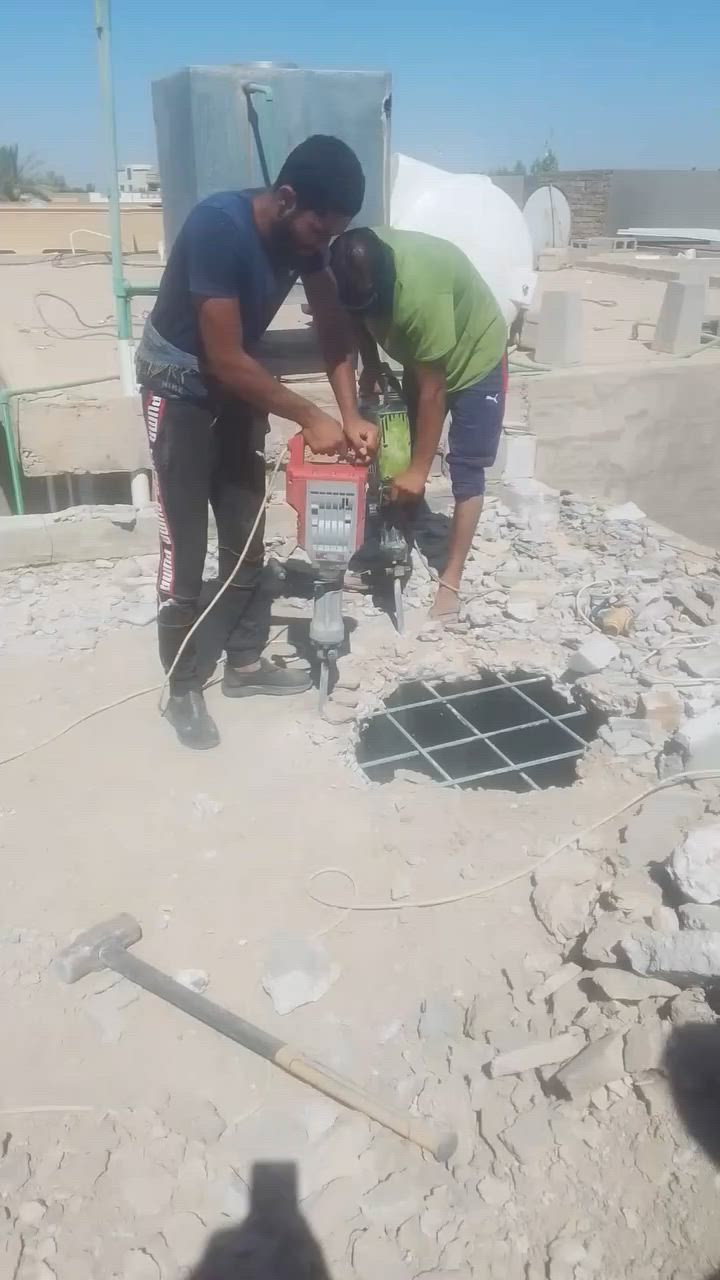*********** 📞سلام عليكم  / يوجد كادر عمل جاهز/ تصعيد مواد/ تنضيف بيوت/ تفليش/ تكشيط/ تنضيف حدائق/ دفن نهري  / شقلنه ليل ونهار   /ومعداتنه جاهز/ ماعليك بس تصال على رقم  /     ***********
