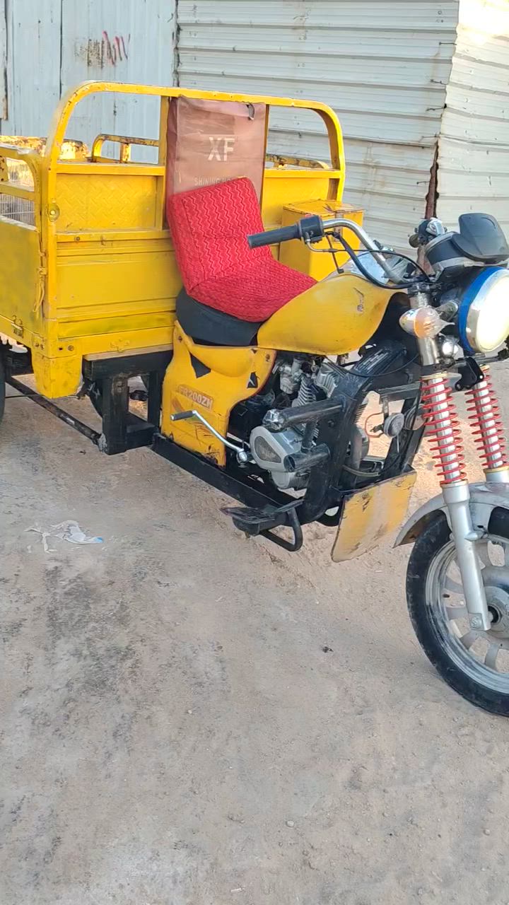 ليفان رقم وسنويه مديل 14 جهزه كلش سعره مليون و 400 مكان بصره ***********
