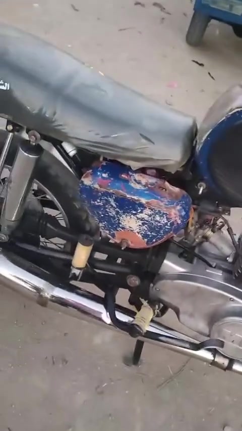 السلام عليكم دراجه للبيع 81 بدون شاصي مكفول مابيه لحيم بس بل خشم فقط مكينه ناعمه وحلوه خير من الله سايس 5 كهربائيات شغاله السعر مليون او ربع وبي مجال مكان كربلاء عين التمر الاستفسار ***********
