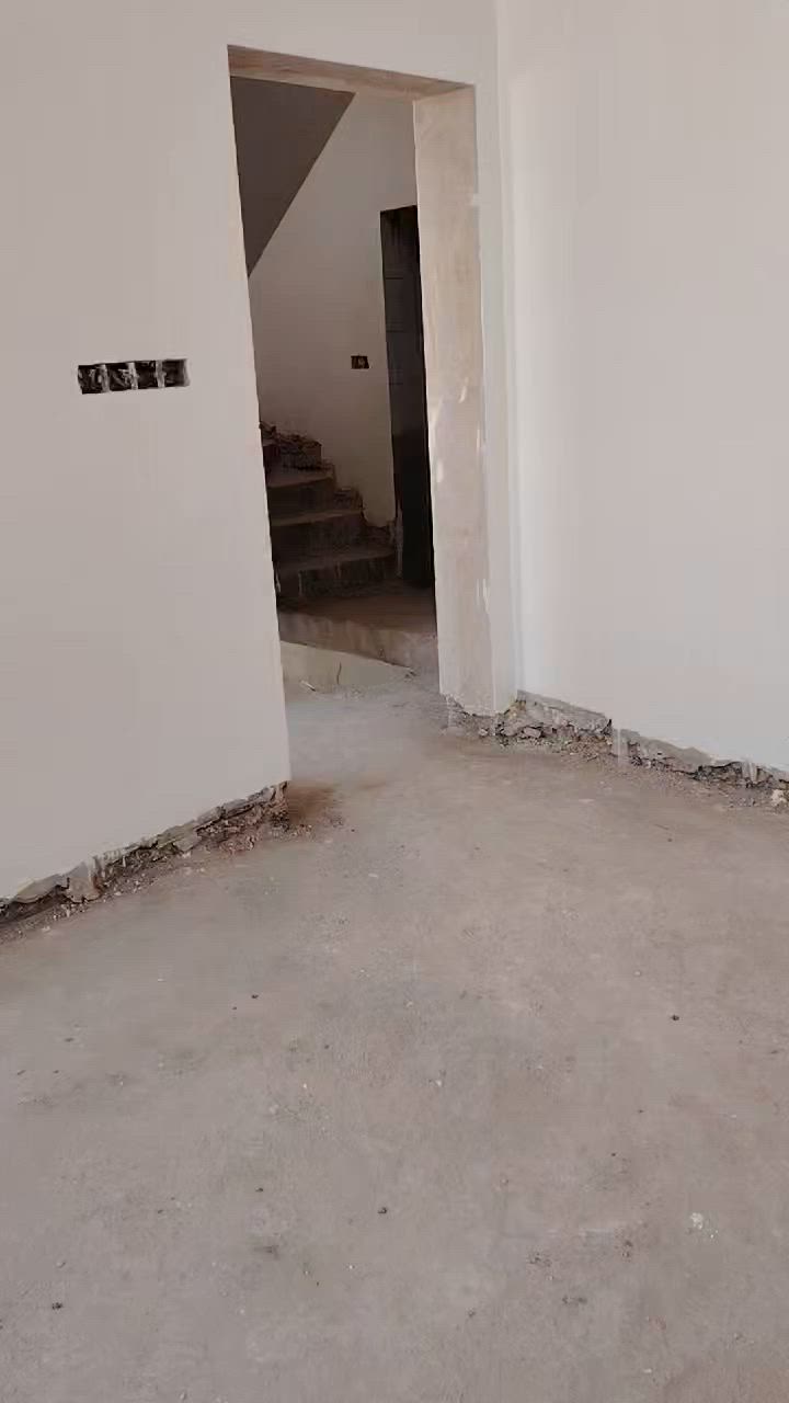 السلام عليكم ورحمة كادر مبيضجية جص وبورك ٣ خلفات شغل درجة أولى مصاطر سرعة ونضافة بالعمل سعر المتر ٦٠٠٠ فقط مع تنضيف البيت اتصل وتدلل ***********
