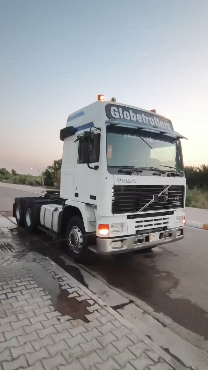 السلام عليكم فالفو للبيع مكينه 22  استندر لا تنقيص ولا تبخير كير 3..3  مجموعه النكي لا فطر ولا لحيم سياره مكفوله كفاله عامه جاهزه تبريد شغال دوشمه جديدة تخم تاير سنويه جديده وهزه جديده شرط تحويل مسجله فلات ذات جوانب متحركه مربوطه 4 دناكير سياره جاهزه للعمل مكان كوت مركز المدينه الاستفسار عل الرقم ***********  ملاحضه ل مو شراي لا يتصل ولا يحب يسولف والخاص مغلق وتحياتي للجميع
