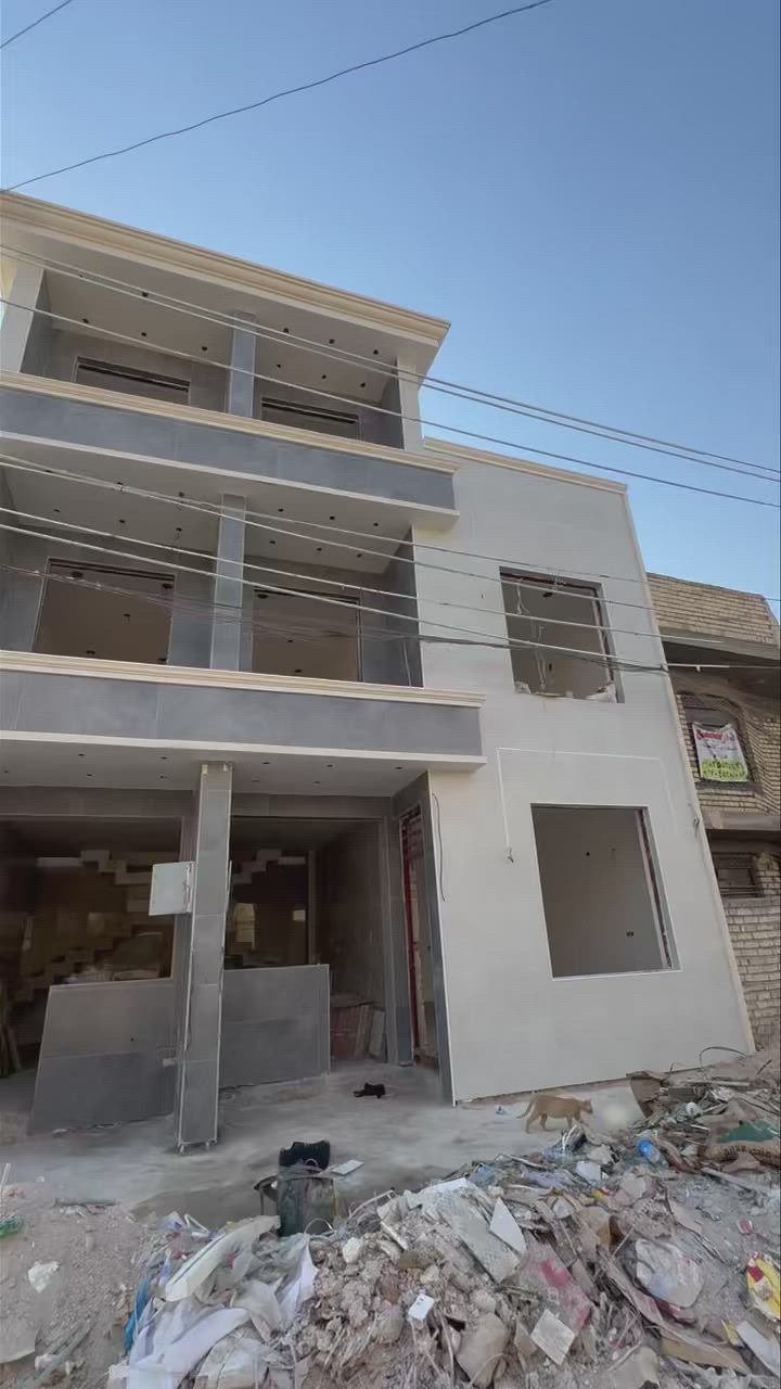 دارين للبيع بمساحة 50 متر الواحد تصميم حديث و شغل درجة اولى🏠 

📍موقع البيت حي الجهاد منطقة ديوان المخابرات - قرب  4 شوارع

تفاصيل البيت ⬇️
واجهة 6/15
➖ طابقين ونص.
➖ الداخل 3 غرف نوم واسعة.
➖ صالة الاستقبال 
➖ مطبخ مرتب
➖ حمامين بنظام حديث

التشطيبات والمواد ⬇️

➖ الواجهة تغليف بورسلين.
➖ الأرضية بورسلين 
➖ الشبابيك ألمنيوم عازل بجودة ممتازة.
➖ ديكورات داخلية

📌 للاستفسار و معاينة البيت ميدانياً

الاتصال على الارقام ابو يوسف *********** ➖ *********** 📞
ابو مهيمن *********** ➖ *********** 📞

#عقار #عقارات #عقارات_للبيع #عقاراتي #عقارات_العراق #العقارات 
#المقاولات_العامة #مقاولات #مقاولات_عامة #البناء #البيع #الشراء #الايجار #الايجارات
