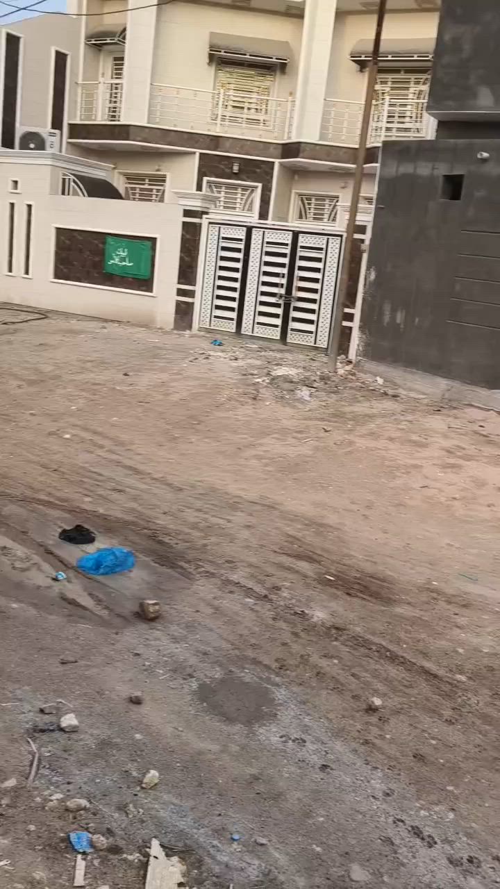 قطعة أرض بدكونية 240م  طابو أسهم ثالث قطعة عن شارع الرئيسي 30م 
ع شارع فرعي 10م قريبة على مستشفى التركي  بسعر مناسب جداً 55
***********

