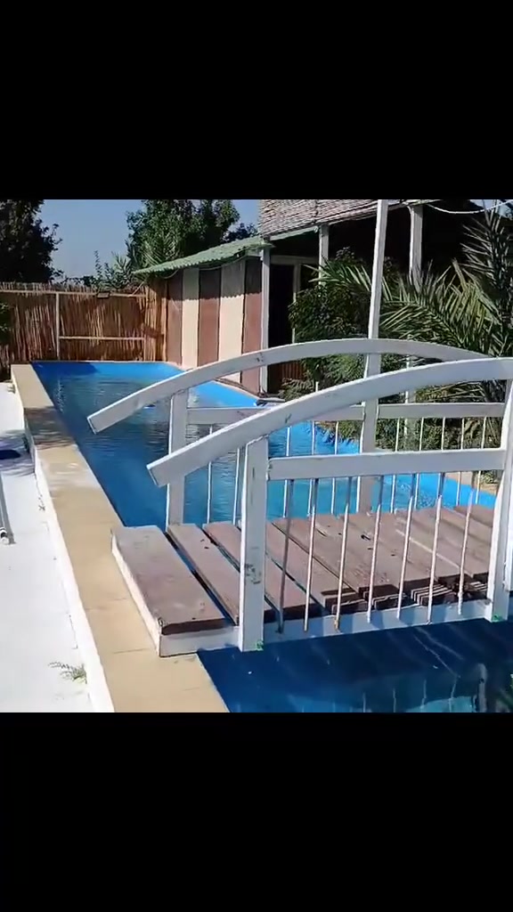 📍 موثقين رسميًا على تطبيق أجرلي، حتى تحجزون بكل ثقة واطمئنان.
إذا تدورون على مكان يغيّر جوكم ويجمع بين الراحة والخصوصية، مزرعة قصر اليوسفية هي وجهتكم.
هي مزرعه حقيقيه مو مجرد بيت وجدران .راح تعيشون تجربه مزرعه ريفيه حقيقيه 
🌿 أول ما يلفت انتباهكم نهر السباحة بتصميم مميز، بطول 20 متر وعرض 3 أمتار، يقسم المزرعة إلى جهتين، ويعبره جسر صغير يضيف لمسة جمالية وأجواء ما تنمل.

🏡 أكواخ مريحة، جلسات وسط الطبيعة، حدائق خضراء، ألعاب أطفال، طاولة بليارد، فيشة، أماكن مخصصة للشواء، ومساحات واسعة تناسب العوائل ولمّة الأهل والأصدقاء.

✨ نظافة، خصوصية، واهتمام بكل التفاصيل حتى تقضون يومًا مميزًا لا يُنسى.

📍 مزرعة قصر اليوسفية احجزوا الآن عبر تطبيق أجرلي أو راسلونا على الرقم *********** ، والمواعيد محدودة خصوصًا في عطلة نهاية الأسبوع. 🌴💙
