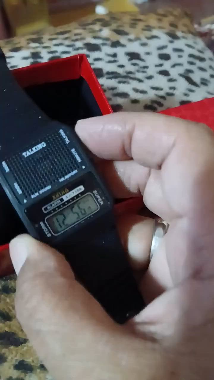 ساعه بهذا الشكل ناطقه الوقت منبه اذان باله امزون سعره ٢٥ الف مع توصيل متواجد على خاص


**إذا كنت صاحب هذا الإعلان وتريد حذفه لأي سبب، رجاءا أرسل رسالة إلى الدعم الفني**