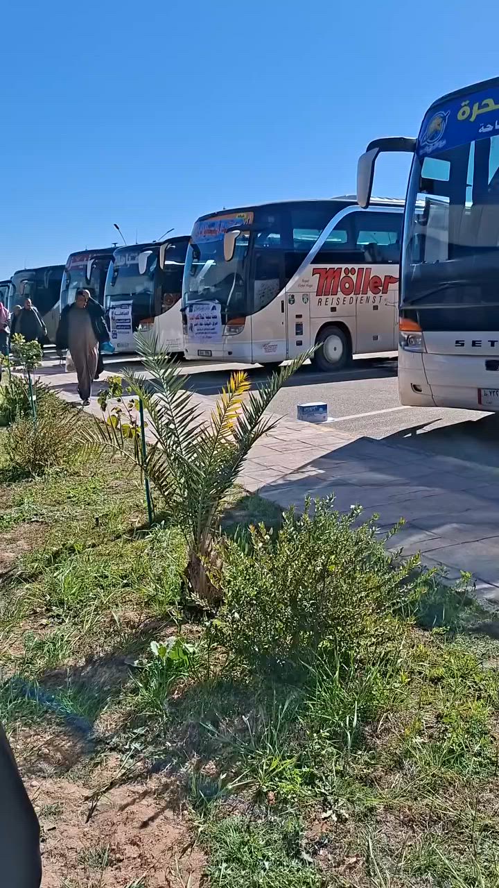 لازلنا مستمرين باستلام جوازات شهر السابع ومن الله التوفيق للاستفسار ***********
