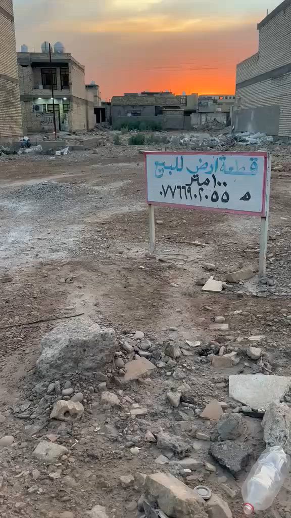 مداخل الزهور ومدخل على قناة الكلية العسكريه خدمات كامله سند ٢٥ بسعر مناسب حي الخليج ٧٠٥ بسعر مناسب وساب فقط بناء مجود بشكل رمزي منطقة هدوء الي يريد عيش هدوء للستفسار *********** وساب وسعر ٢٧ مليون قفل
