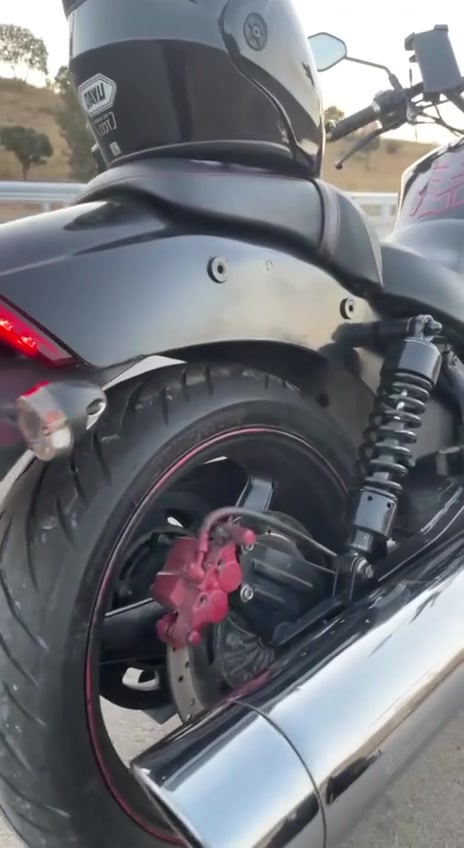 لمحبي الكلاسك والسرعة(السعر الصدمة بلنهاية) بنفس الوقت هارلي hyosung GV650 موديل ٢٠١٥ دخول جديد بدون اوراق ماشي ٢٦٠٠ كيلو متر
لمحبي الكلاسك والسرعة بنفس الوقت هارلي hyosung GV650 موديل ٢٠١٥ دخول جديد بدون اوراق ماشي ٢٦٠٠ كيلو متر 
  دوليب BRIDGEATONE
زيت  motel
ماء رديتير motel
بريكات abs
قايش
نوزل
تانكي مراية
حساسات لهواء التاير 
اوكسجين للكزوز ومانع تلوث
كهربائيات وكالة
يحتاج صبغ جديد فقط
التسارع مالته من 0الى100 ٤ ثواني على الكير الثاني سرعة القصوا 200 بسلاسة.ا
(لسعر المطلوب 25$)*********** فقط تواصل وتس اب
