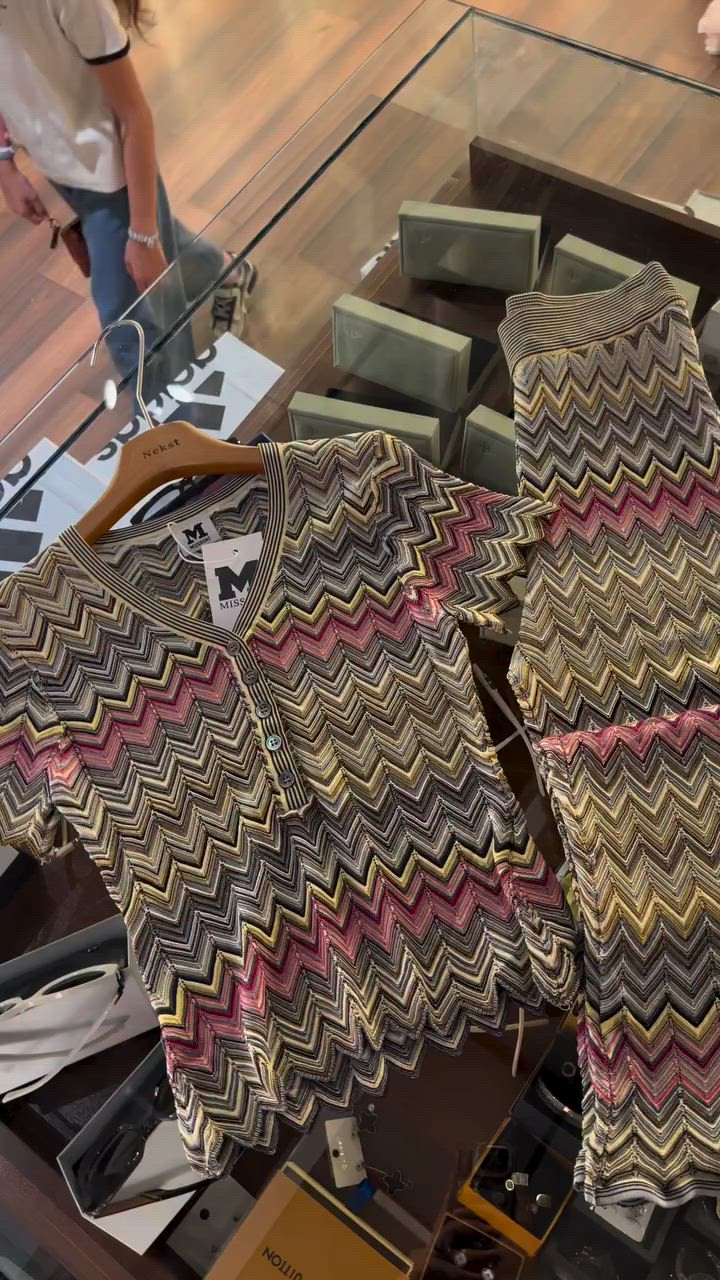 ⁨	NEKST FASHION🔥🔥 فرع زيونه🔥وصل الفستان ابكثل من موديل فستان عالمي بل لبس ✈️✈️🔥💣
‎💥 للحجز دايركت وتساب ع الرقم***********
‎ الفرع الاول المنصور مجاور كراند سماره 
‎الفرع الثاني زيونه شارع الربيعي مجاور هدىً يوسف مجمع علي جارالله 🫰الفرع الثالث المنصور مجاور سهام العبيدي مجمع صوفيا سنتر🔥 #مشاهير العرب #مشاهير_الانستقرام#هيفاء حسوني#  #وليان_البياتي اكسبلور_explore مشاهير_العراق مشاهير_العرب اكبر_تجمع_لبنات_العراقاكسبلور_فولو _فولو⁩
