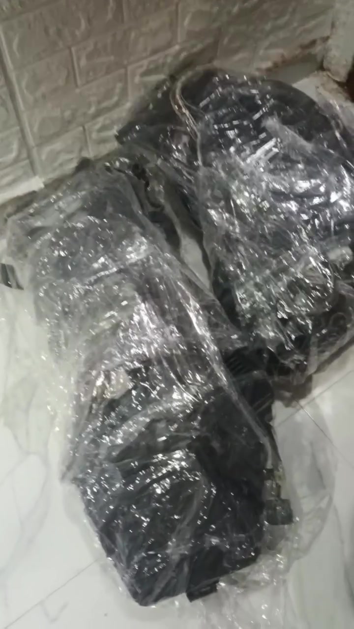 سلام عليكم ضفاير سيراتو 1600 كير 6 نمر زيرو كاملات
***********
