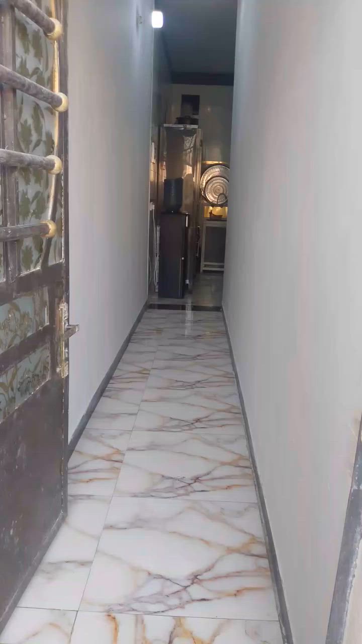 السلام عليكم مشتمل البيع طابق واحد بناء حديث موقعه النصر والسلام قرب مدرسه الحجر الاسود الاستفسار الاتصال على ارقم ***********/***********
