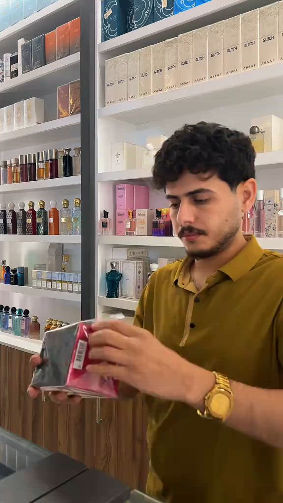 روج ملكايت من جورجيا ارمني الاحمر #اكسبلورexplore #parfum #عطور_نسائيه #عطور_ماركات_عالمية 


**إذا كنت صاحب هذا الإعلان وتريد حذفه لأي سبب، رجاءا أرسل رسالة إلى الدعم الفني**